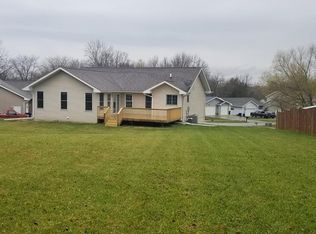 124 Sabrina Cir, Waterloo, IA 50703