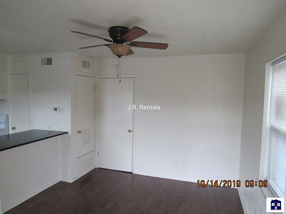 4th image of 1607 N W S Young Dr APT B