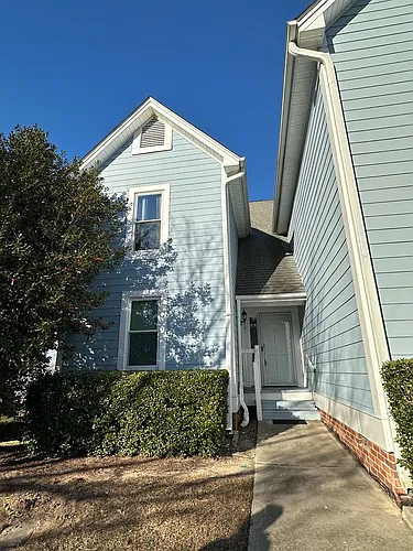 214 River Bluff Way Photo 1