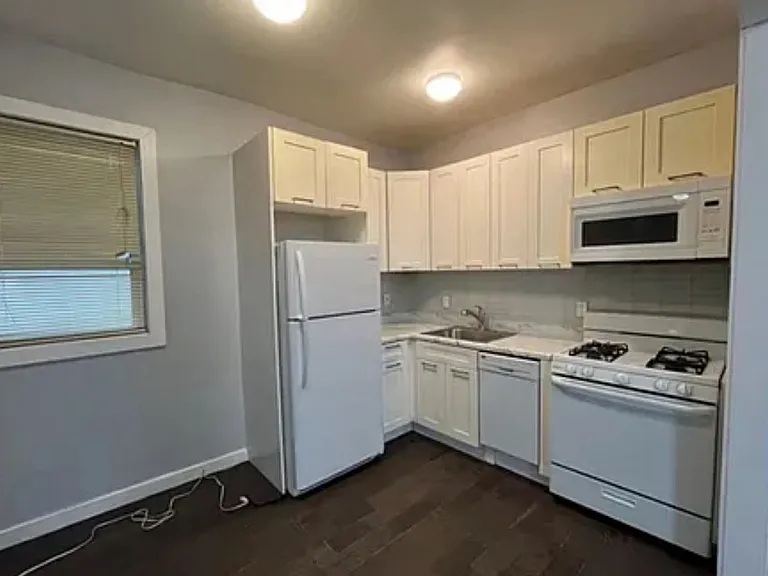 29 Bartholdi Ave #101 — Photo 3