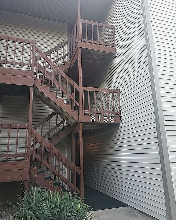 1st image of 8158 Shorewalk Dr APT A