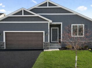 2165 Westpointe Dr, Hastings, MN 55033