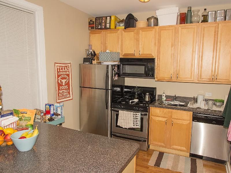 2nd image of 4452 N Ashland Ave
