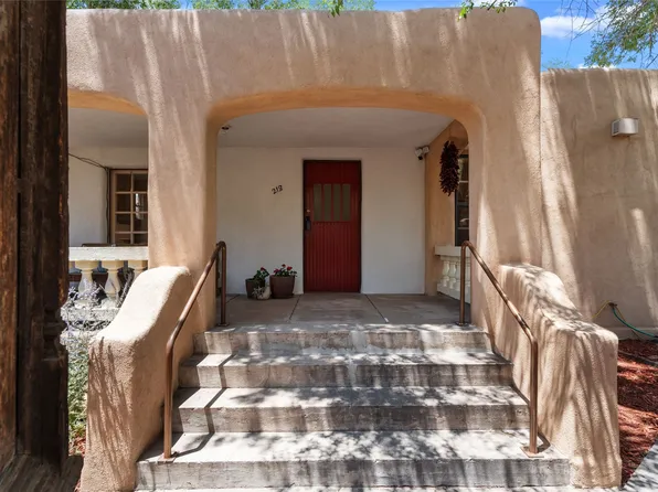 218 De Fouri St, Santa Fe, NM 87501