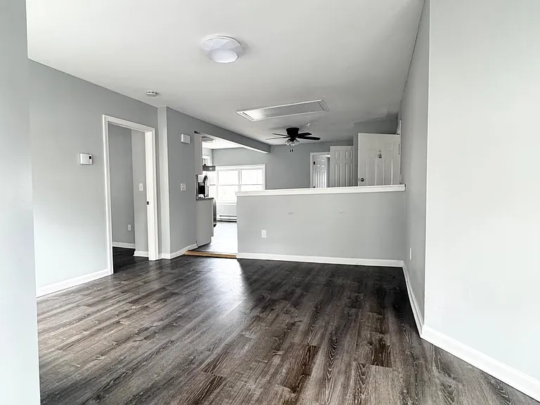 33 Pond St — Photo 3
