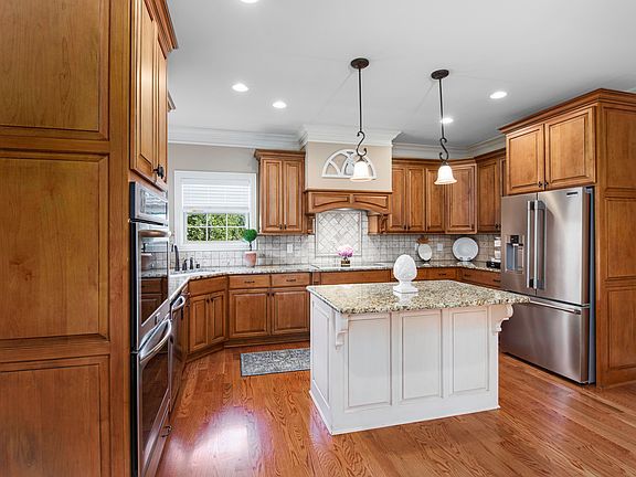 5th image of 7012 Arbor Meadow Way