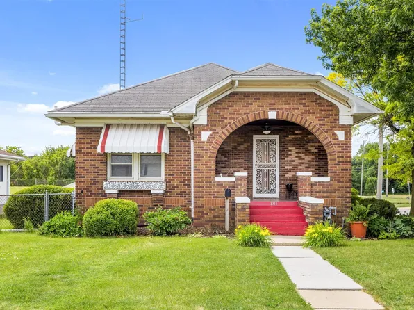 801 Bazore St, Streator, IL 61364