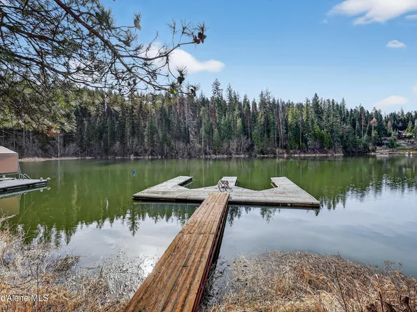 N Waters Edge Ct, Hayden, ID 83835