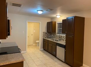 9903 Sparrow St, La Porte, TX 77571
