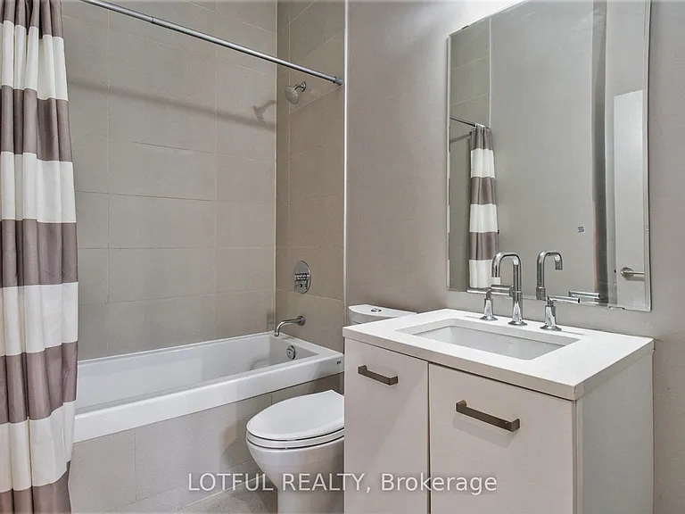 334 Gloucester St — Photo 8