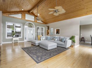 10 Greenview Drive, Kimberling City, MO 65686