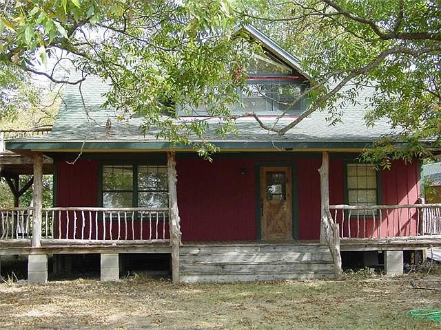 1st image of 440 White Oak Cir