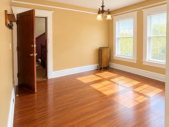 2nd image of 326 W 6th Ave APT 204