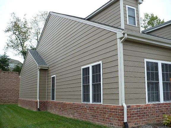 3rd image of 6625 Hartman Ct