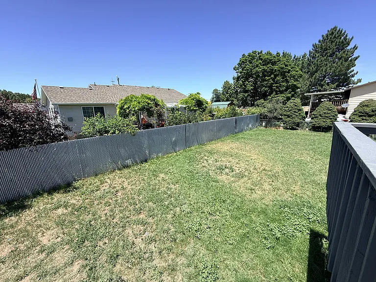 1247 N 700 W — Photo 11