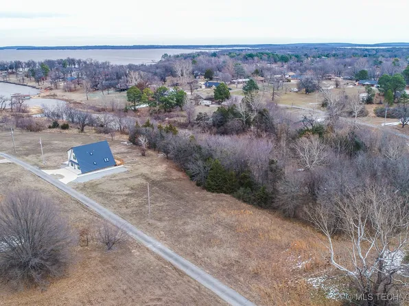 17 Quail Dr, Eufaula, OK 74432