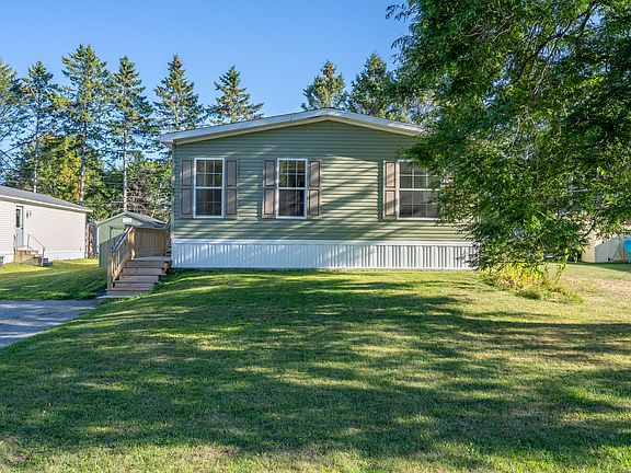 2nd image of 979 Essex St Lot 97
