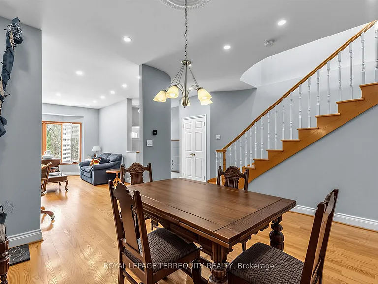 21 Hadley Rd — Photo 7