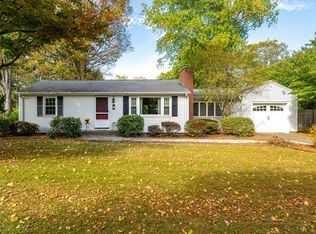 13 Harlow Dr, Amherst, MA 01002