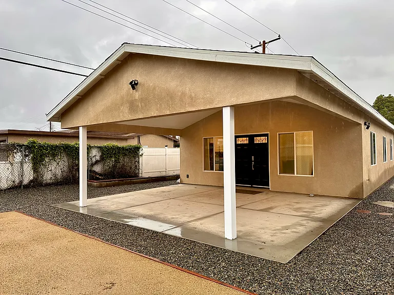 2292 S Park Ave — Photo 12