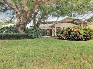 2007 Magdalene Manor Dr, Tampa, FL 33613
