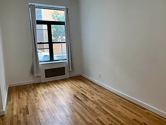 Rented by Salon Realty Corp