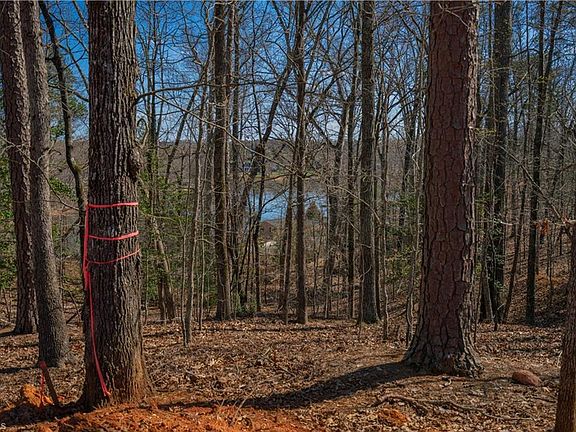 4th image of 2827 Beckner Rd