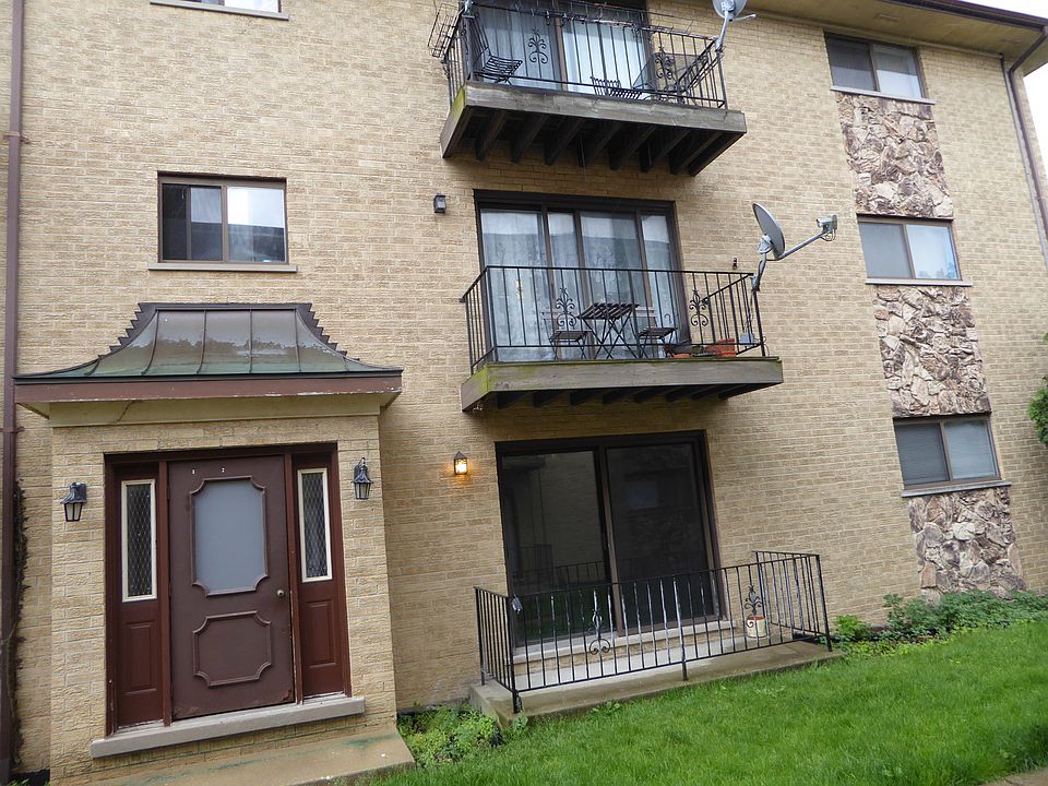 1st image of 8504 W Catherine Ave Unit 1S