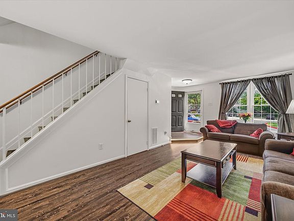5th image of 8150 Aspenwood Way SW