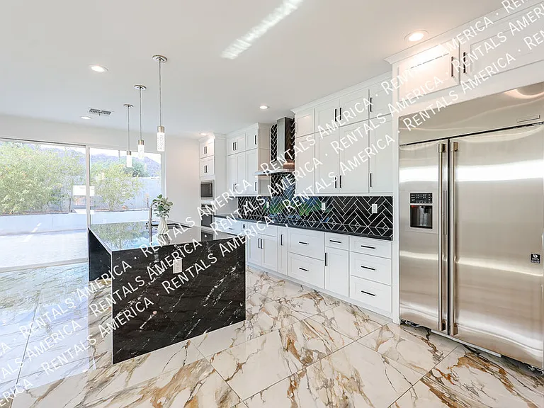 347 E La Mirada Dr — Photo 13