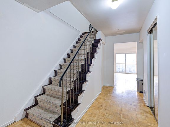 4th image of 1024 Bridletowne Cir