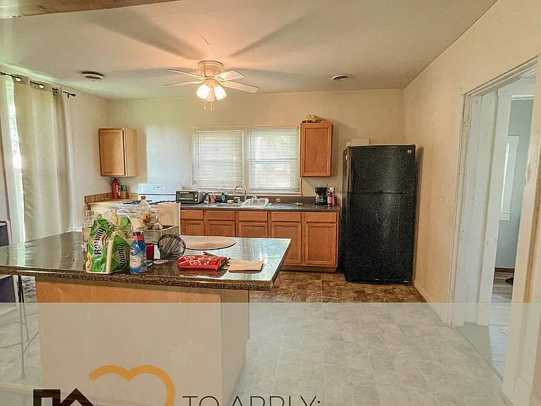 502 S Range St — Photo 5