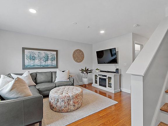 Living room 2