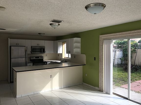 2nd image of 8020 NW 10th St Unit 7
