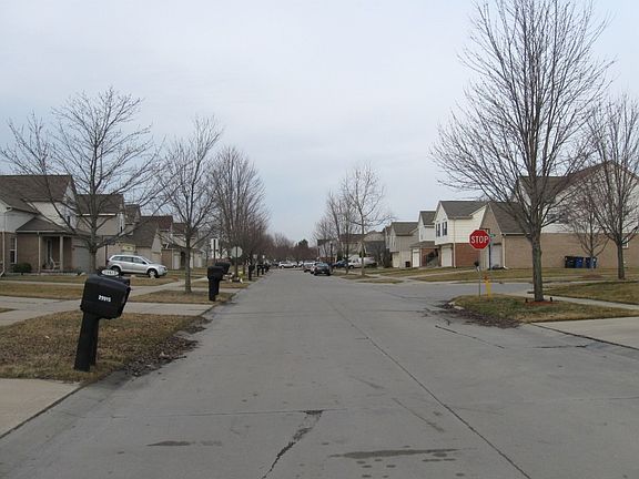4th image of 29935 Marshall Dr #110