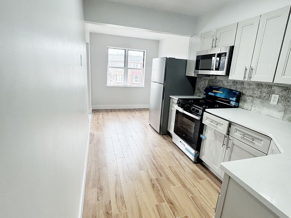 1st image of 2126 80th St #3