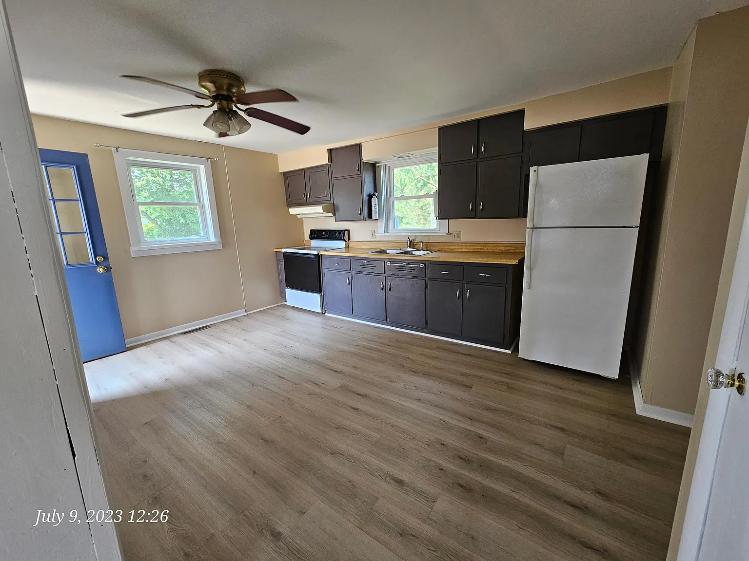 202 Sova St — Photo 4
