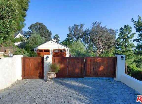 3rd image of 1258 Lago Vista Dr