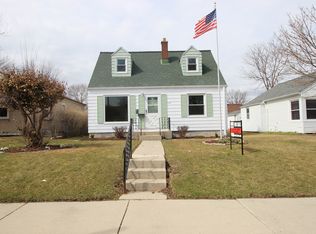 3239 N 89th St, Milwaukee, WI 53222