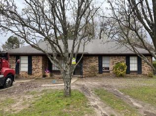 2136 Sycamore Dr, Forrest City, AR 72335