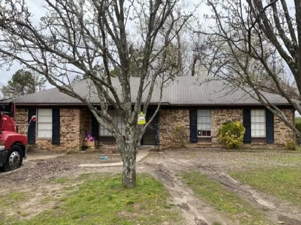 2136 Sycamore Dr, Forrest City, AR 72335