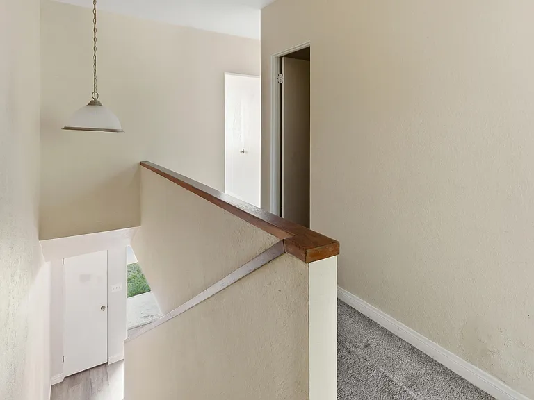 6872 Lampson Ave — Photo 10