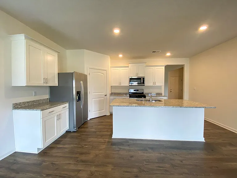 195 Daisy Dr — Photo 9