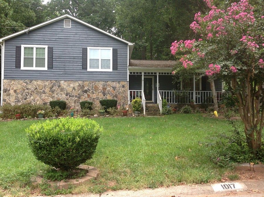 1st image of 1017 Walnut Dr