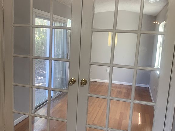 4th image of 5912 Trent Jones Way