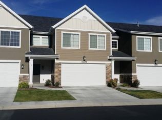 11677 S Lunford Ln, Riverton, UT 84065