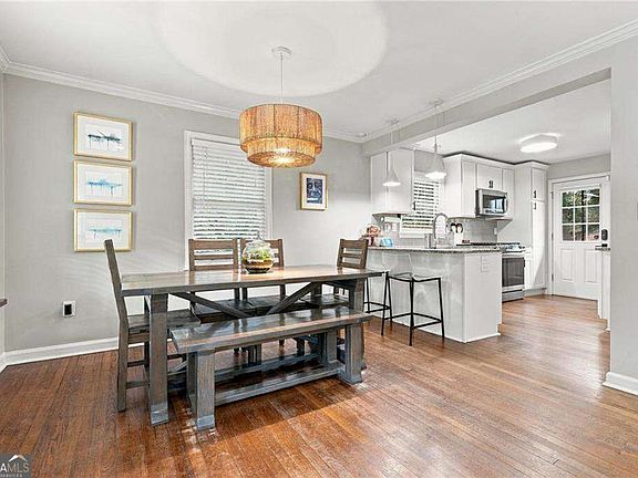 4th image of 2567 McCurdy Way