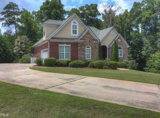 107 Cheshire Dr, Griffin, GA 30223