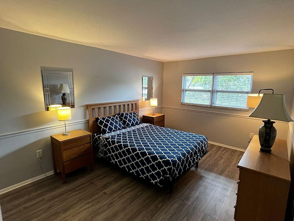 1st image of 5060 76th Ave N APT 111