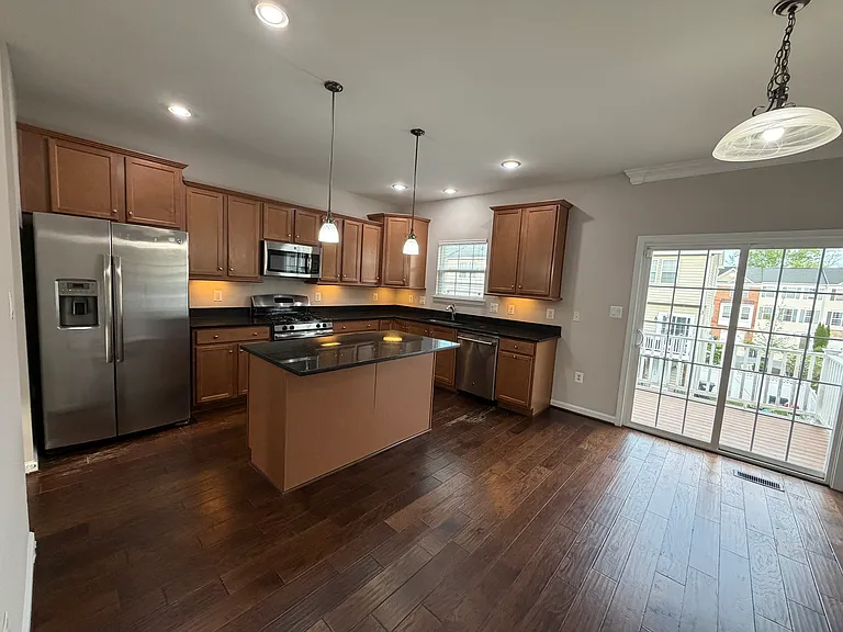 128 Hidden Brook Dr — Photo 8